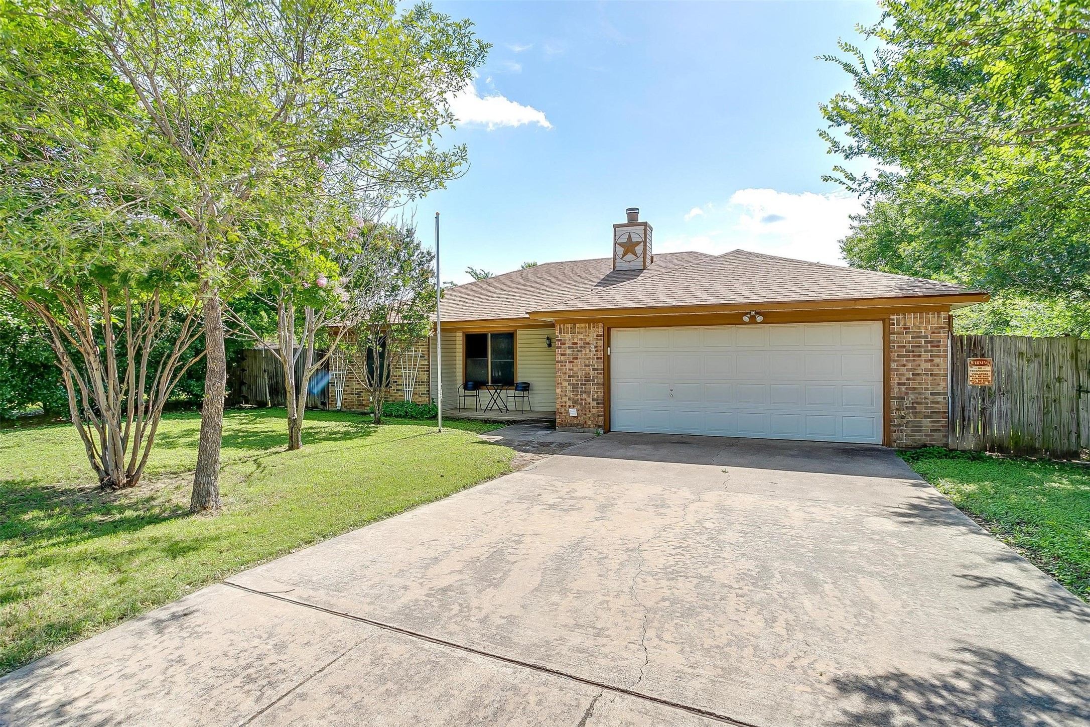 445 Black Oak Lane Burleson TX 76028