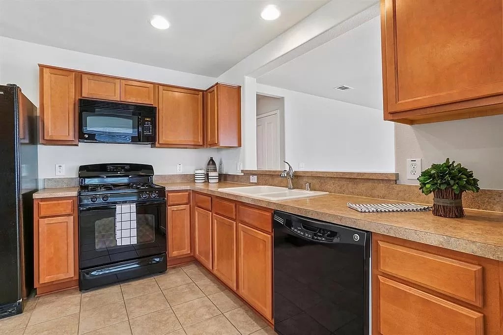 7850 Birmingham Forest Drive Frisco TX 75036