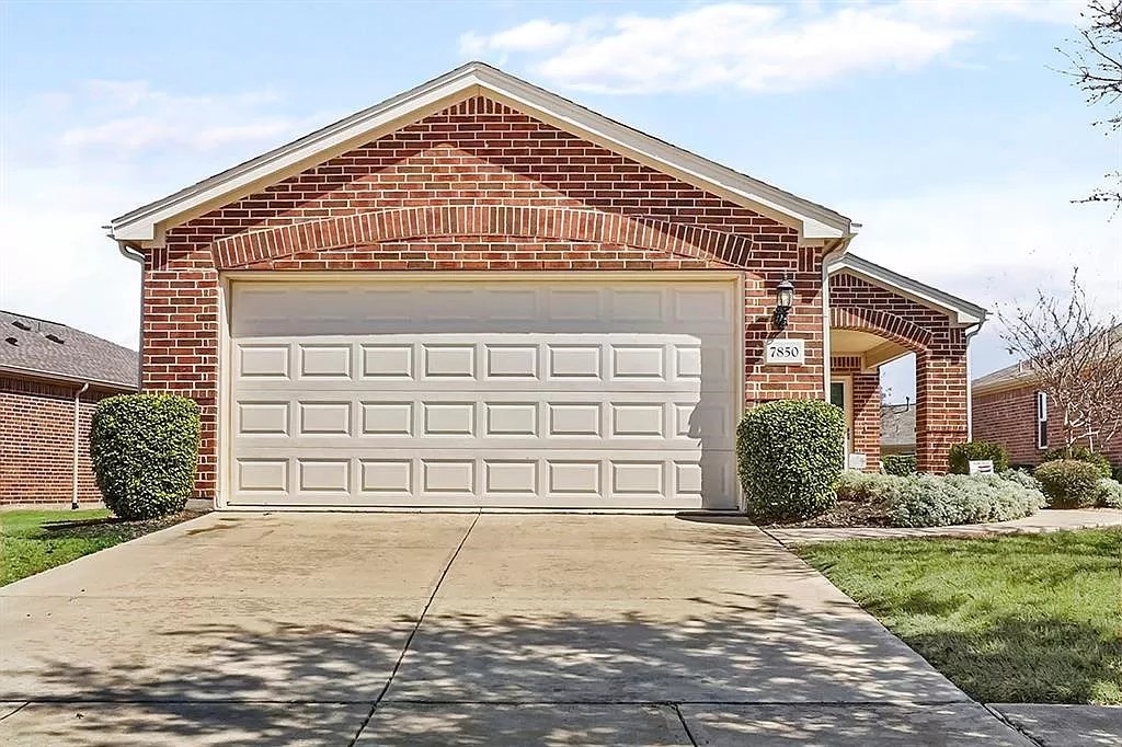 7850 Birmingham Forest Drive Frisco TX 75036