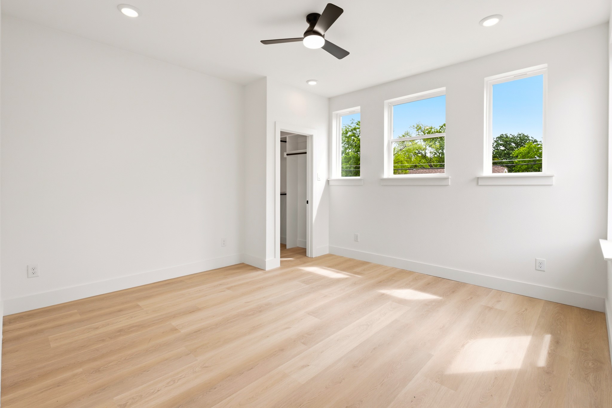 413 N Patton Avenue Dallas TX 75203