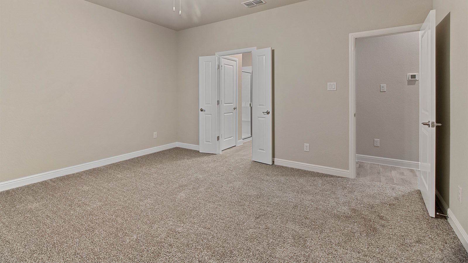 1437 Canterbury Trail Desoto TX 75115