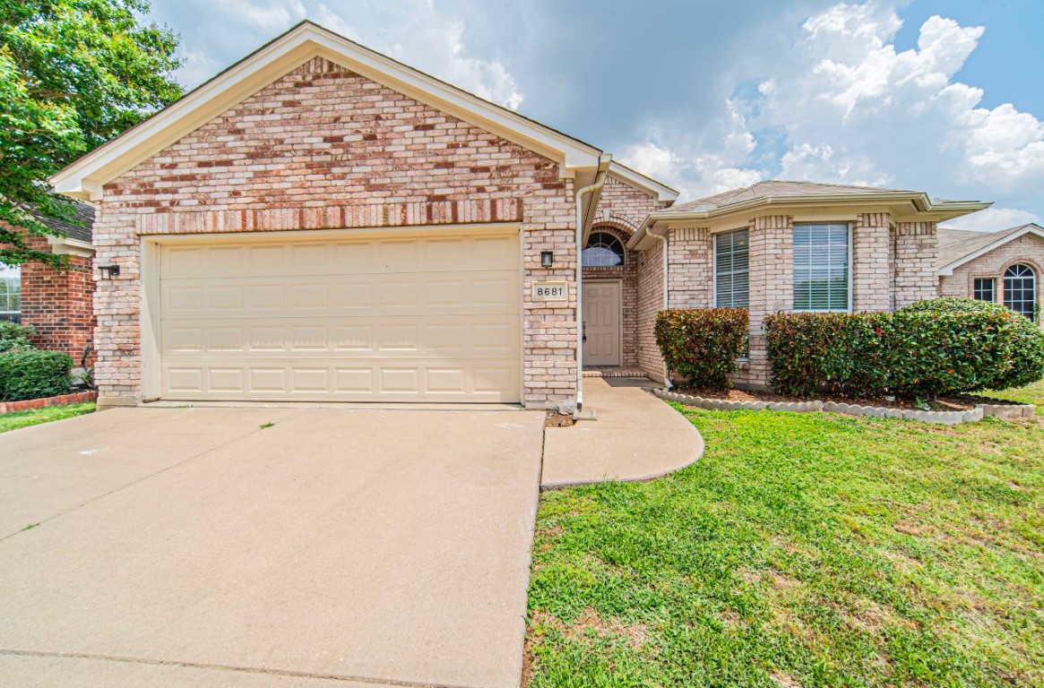 8681 Fernhill Drive Fort Worth TX 76123