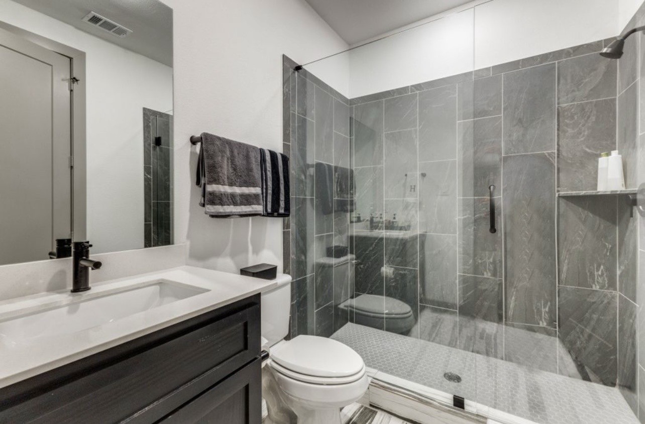 2649 La Altura Lane Dallas TX 75212