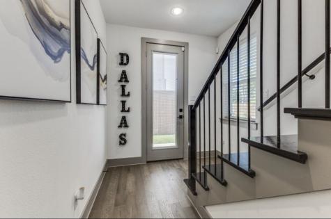 2649 La Altura Lane Dallas TX 75212