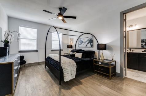 2649 La Altura Lane Dallas TX 75212