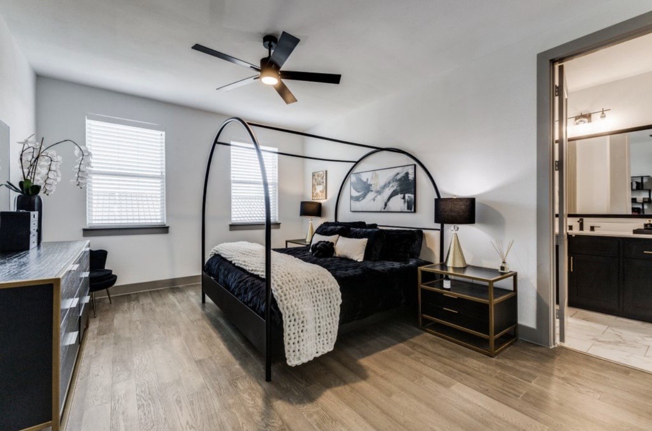 2649 La Altura Lane Dallas TX 75212
