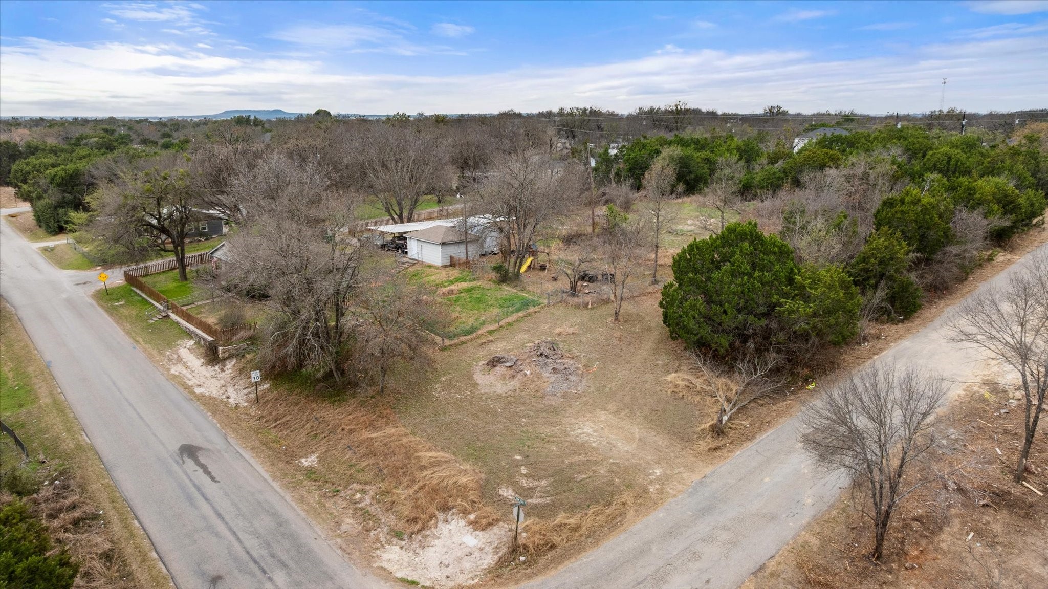 2708 Cedarhill Street Granbury TX 76048