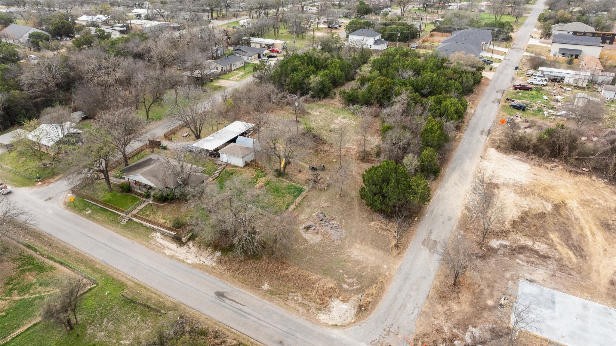 2708 Cedarhill Street Granbury TX 76048