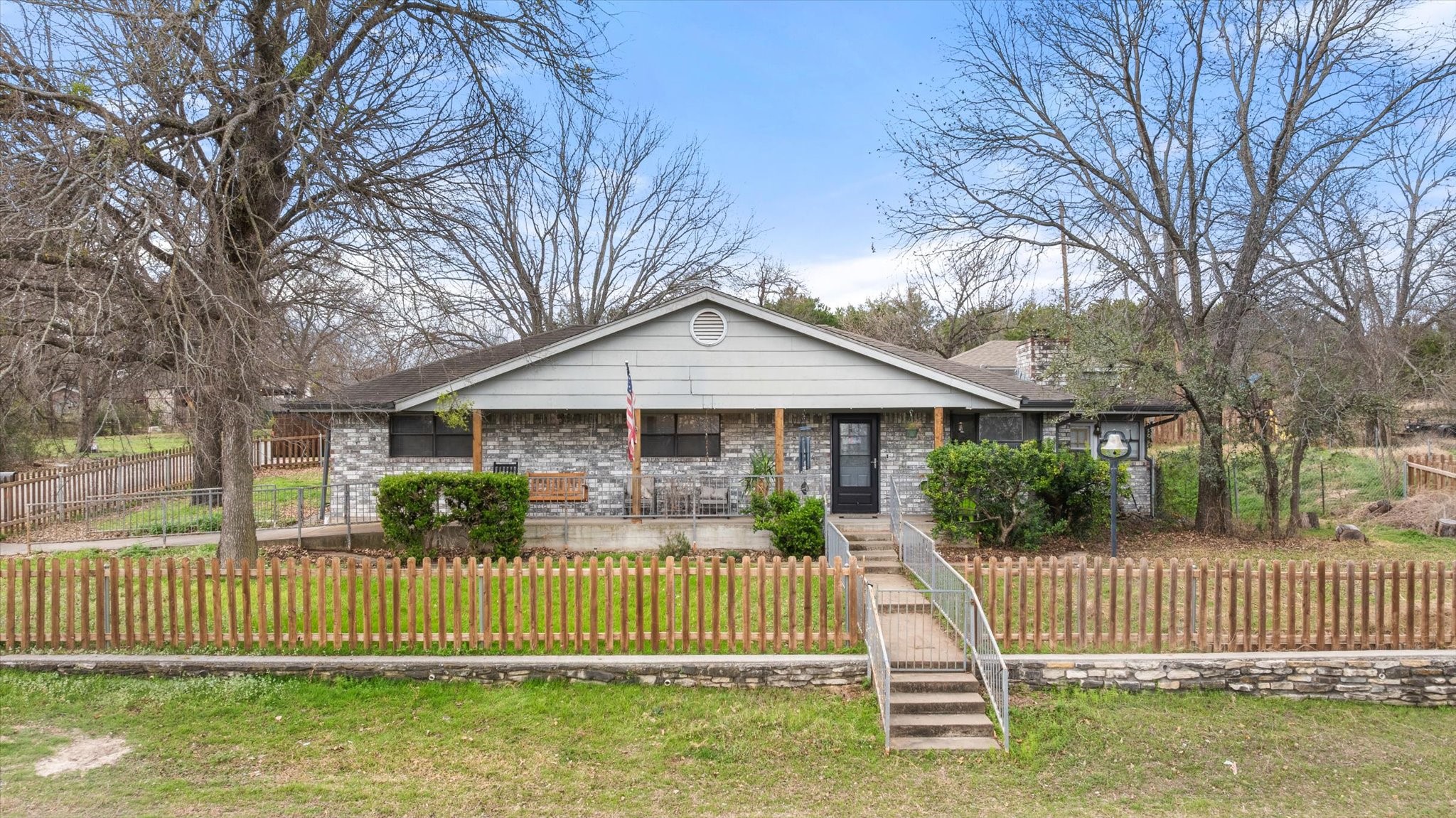 2708 Cedarhill Street Granbury TX 76048