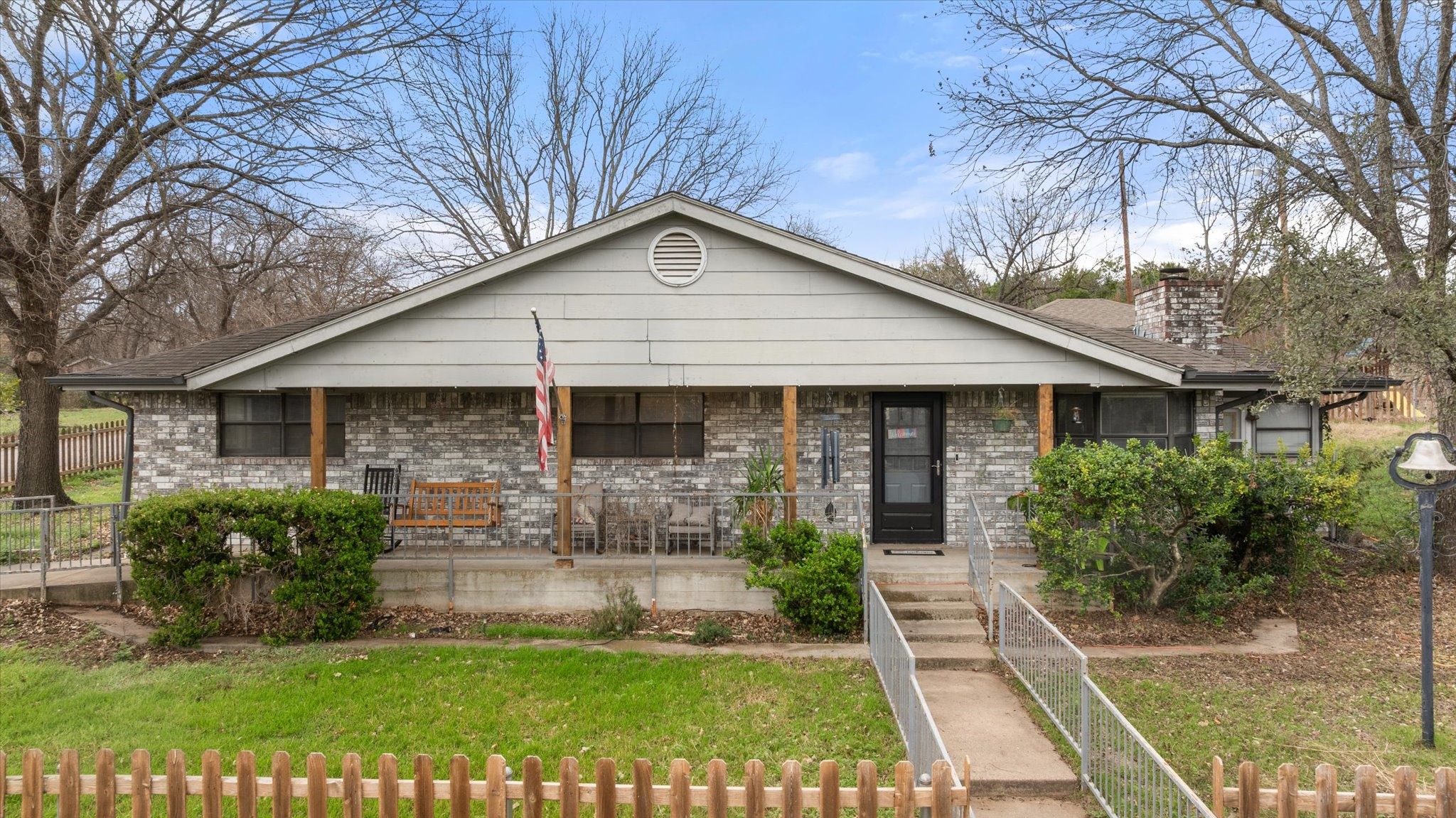 2708 Cedarhill Street Granbury TX 76048
