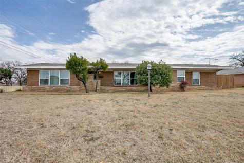 2101 Flemming Drive Fort Worth TX 76112