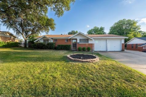 4516 Roxie Street Haltom City TX 76117