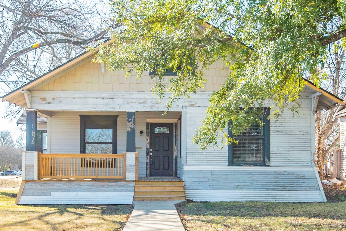 501 N Rogers Street Waxahachie TX 75165