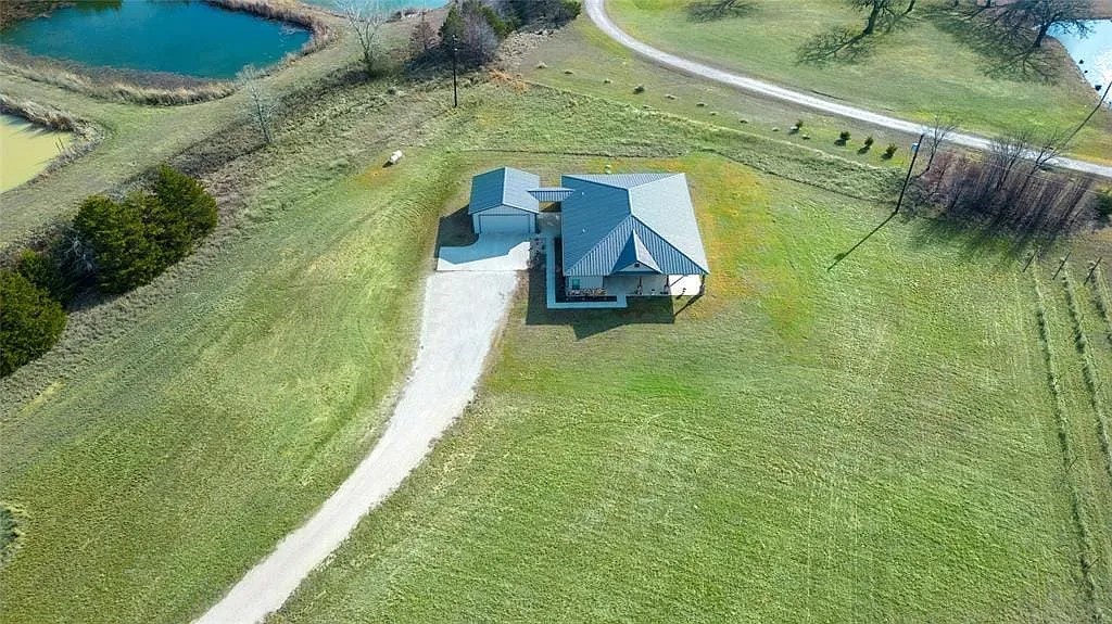 125 Heritage Road Gordonville TX 76245
