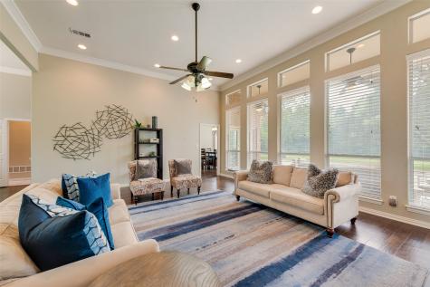 102 Dobbs Road Lake Dallas TX 76208