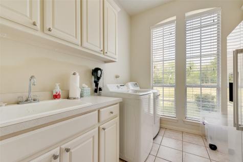 102 Dobbs Road Lake Dallas TX 76208