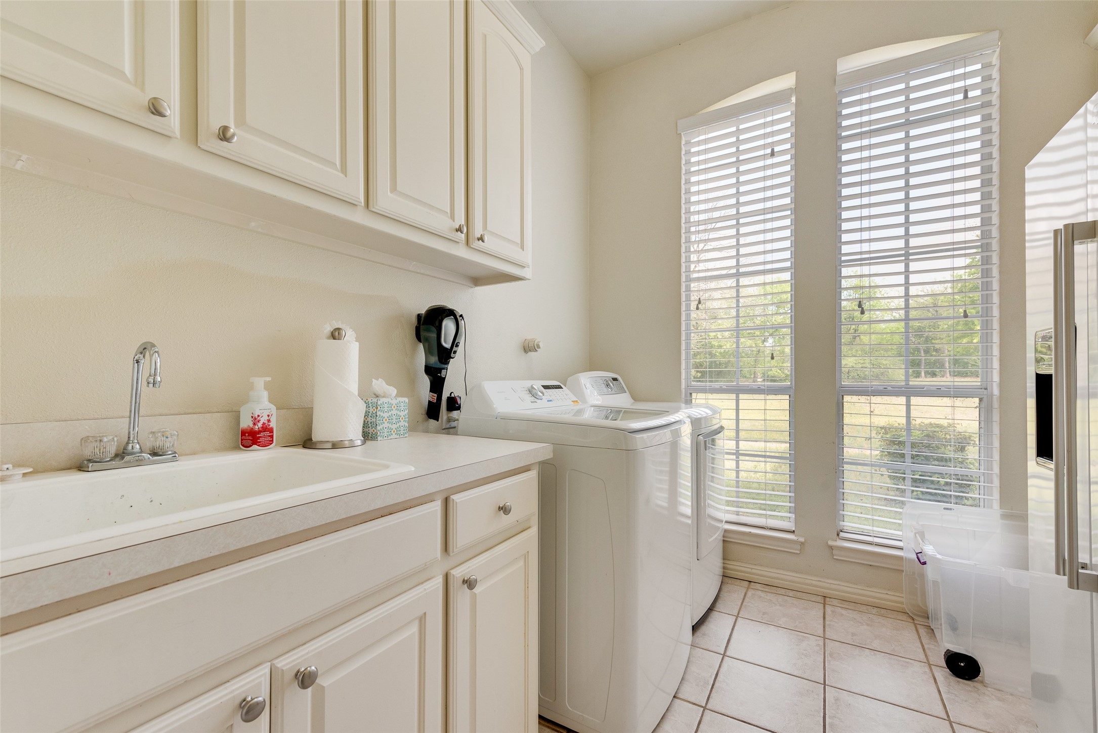102 Dobbs Road Lake Dallas TX 76208