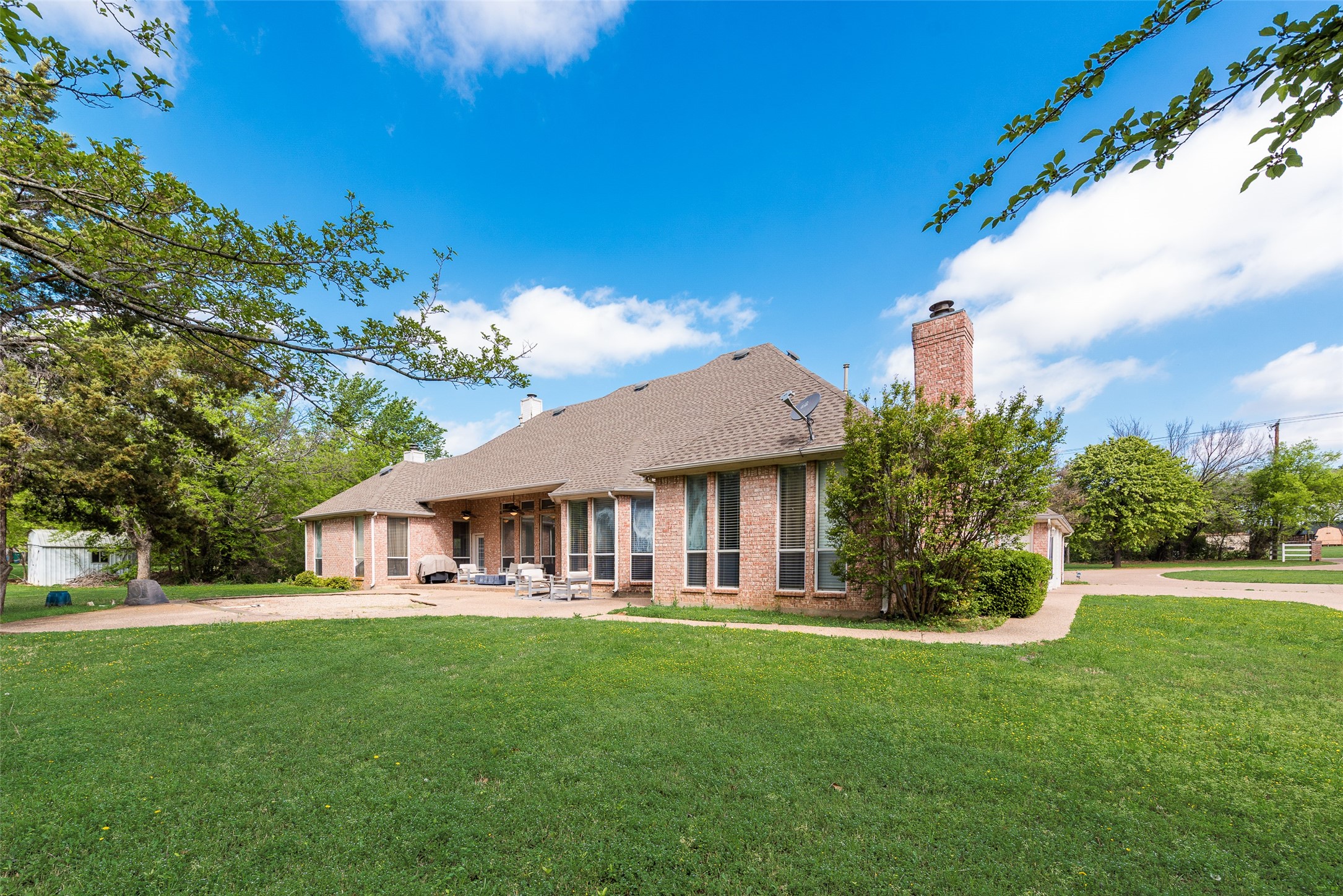 102 Dobbs Road Lake Dallas TX 76208