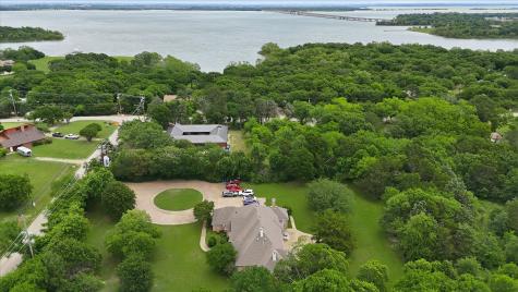 102 Dobbs Road Lake Dallas TX 76208