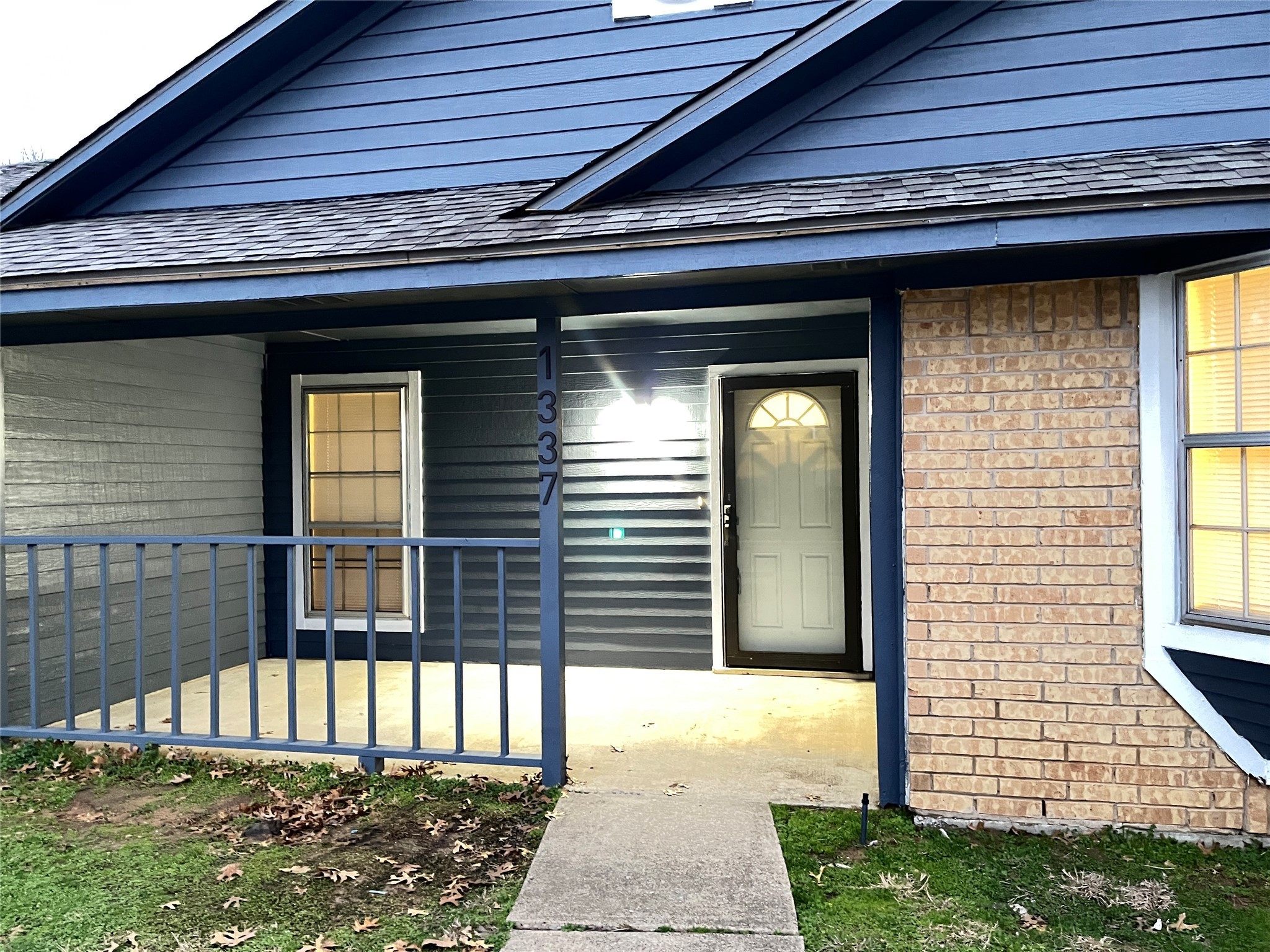 1337 Woodhill Drive Lewisville TX 75067