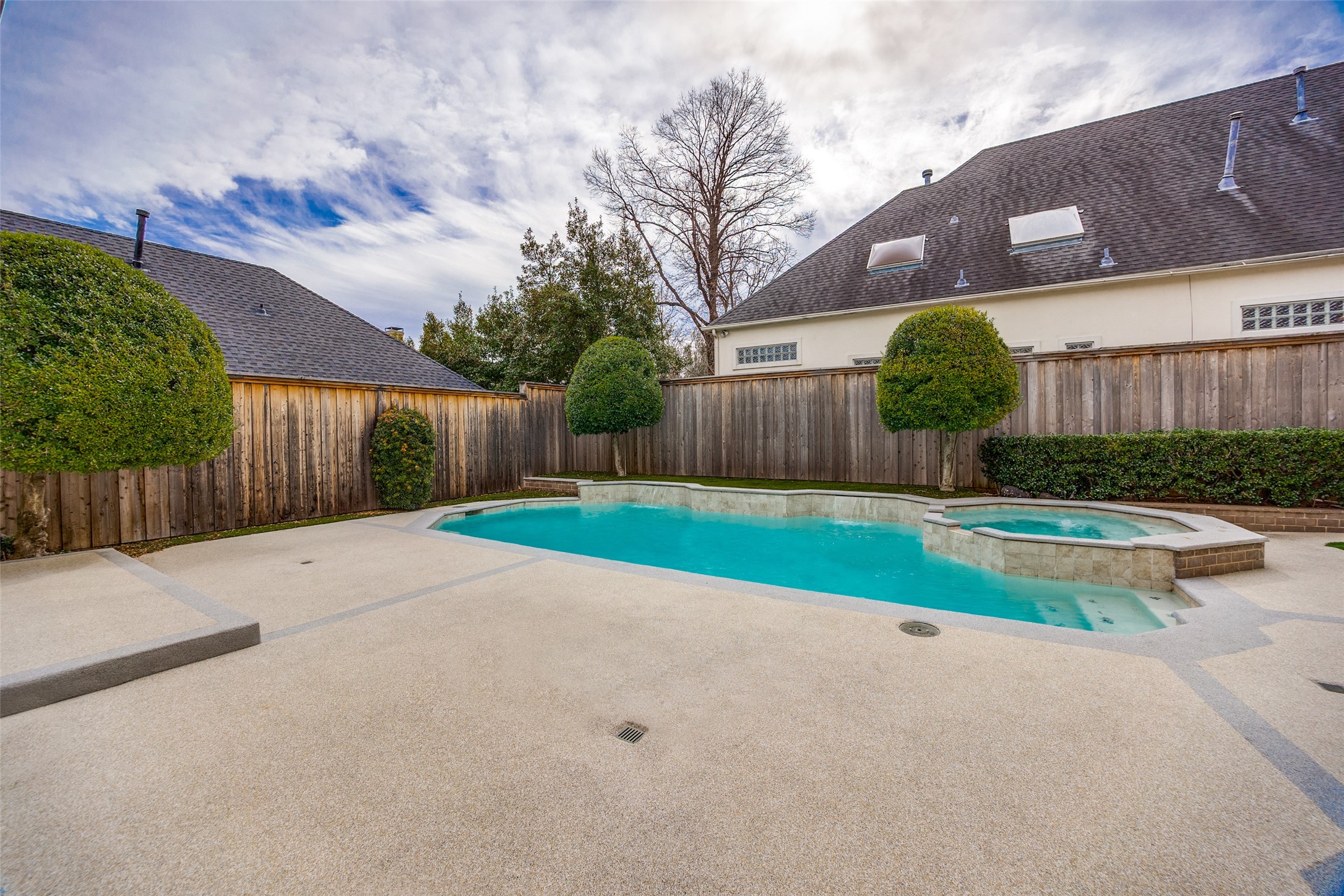 42 Masland Circle Dallas TX 75230
