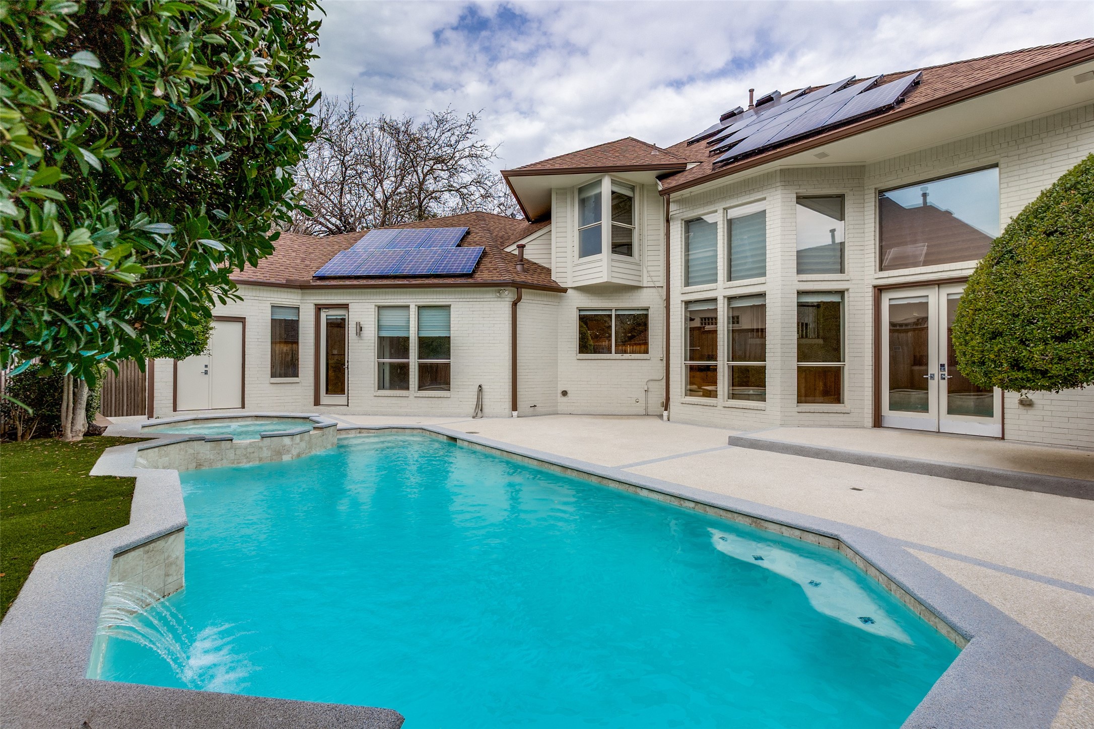 42 Masland Circle Dallas TX 75230