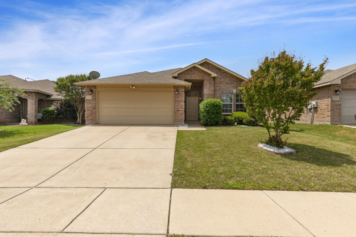 7061 Derbyshire Drive Fort Worth TX 76137