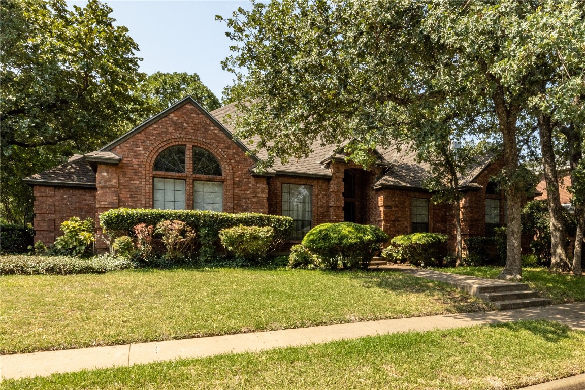 5500 Bradley Lane Arlington TX 76017