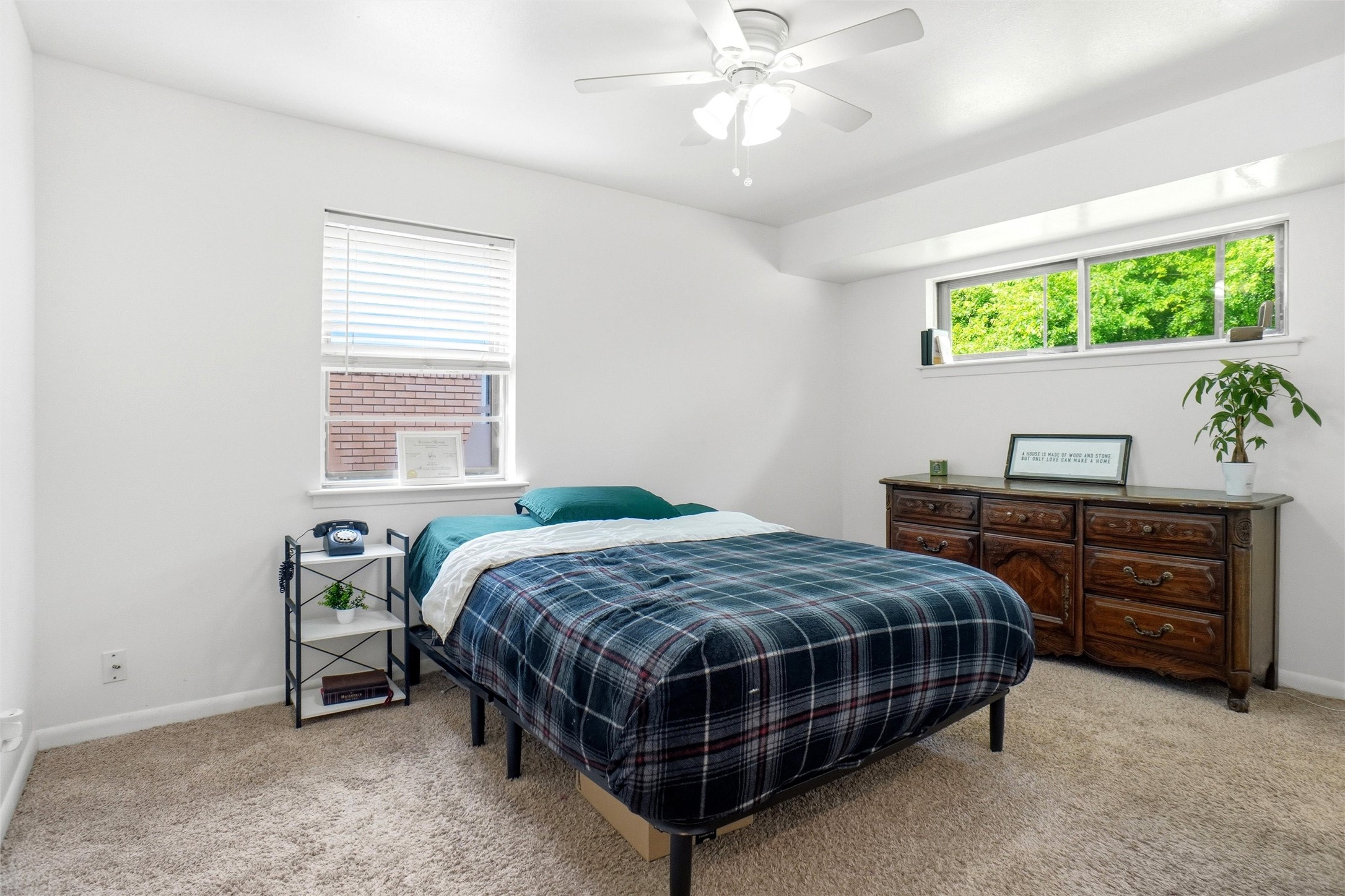 889 Jerry Lane Bedford TX 76022
