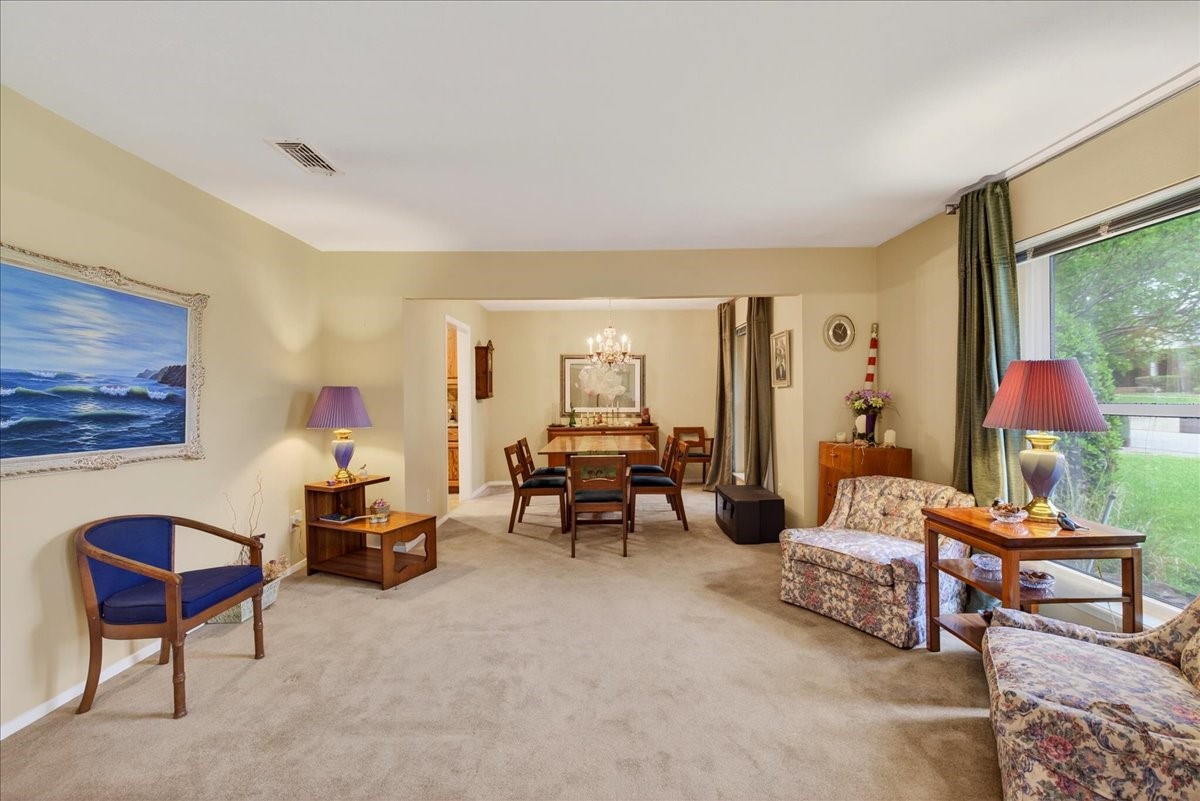 1808 E Cedar Elm Drive Arlington TX 76012
