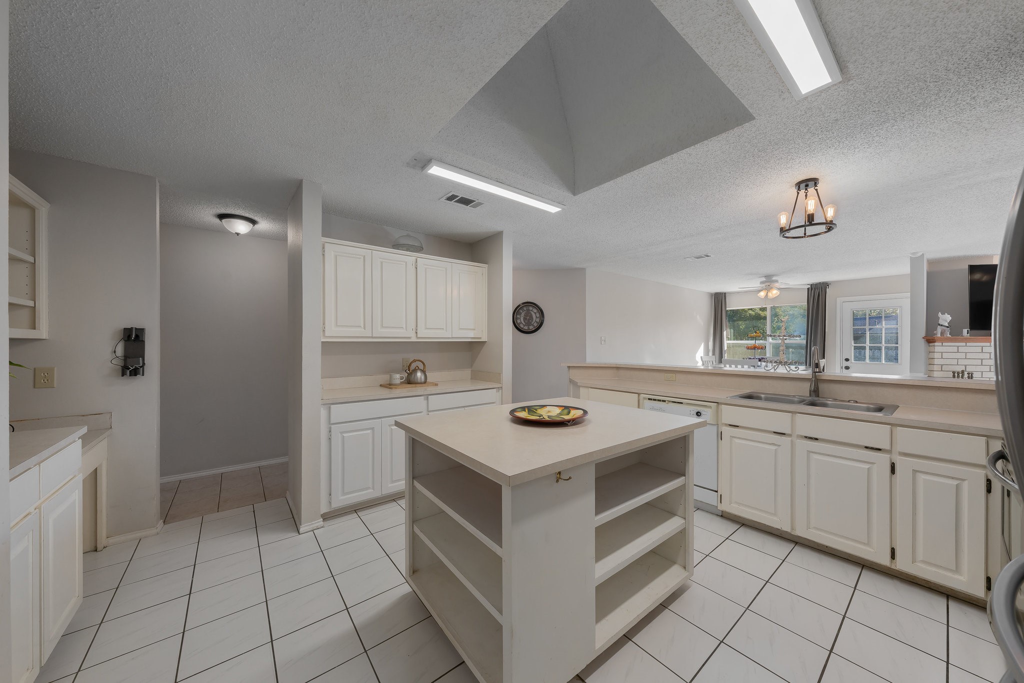 705 Western Trail Keller TX 76248