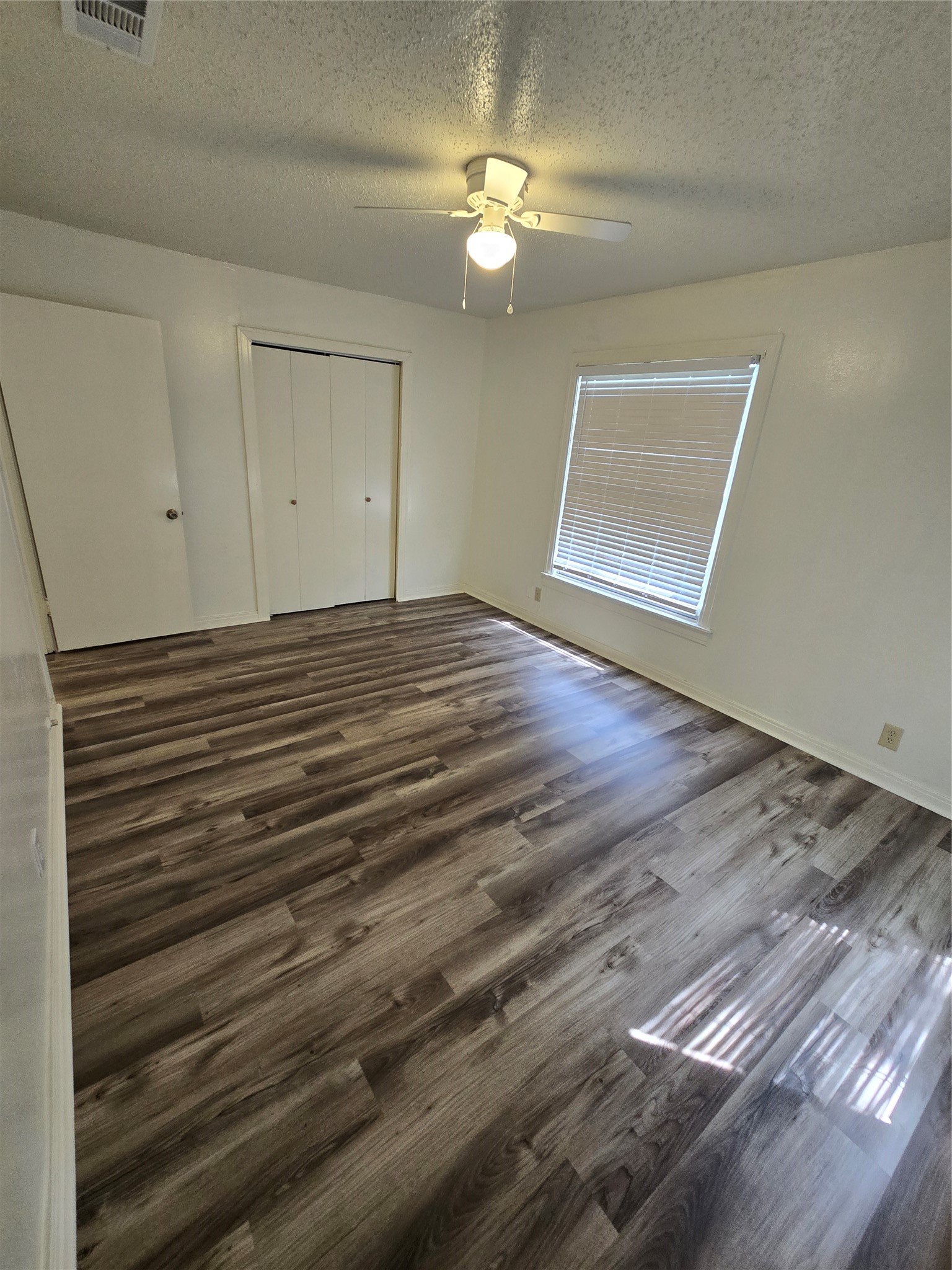 1813 Throckmorton Street Gainesville TX 76240