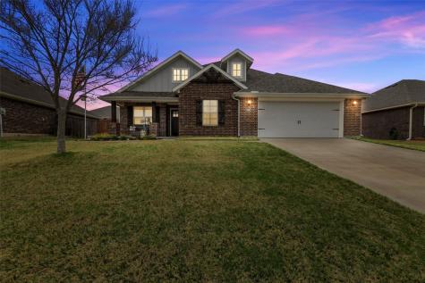 4015 Kensington Drive Sanger TX 76266