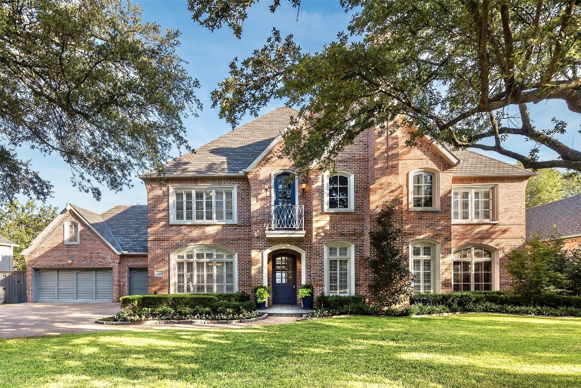 6467 Lakehurst Avenue Dallas TX 75230