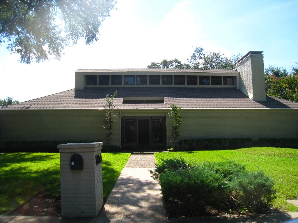 7810 Pencross Lane Dallas TX 75248