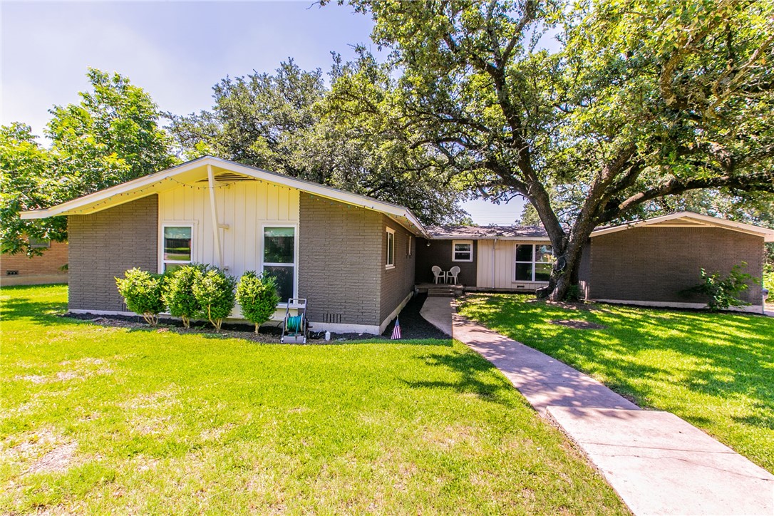 7008 Shady Oaks Drive Waco TX 76710