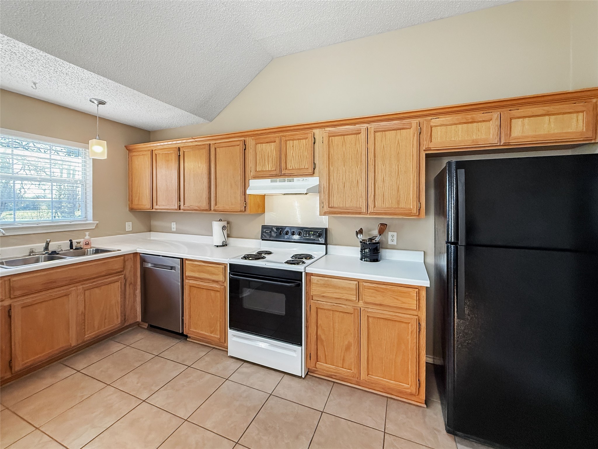1013 Solomon Drive Commerce TX 75428