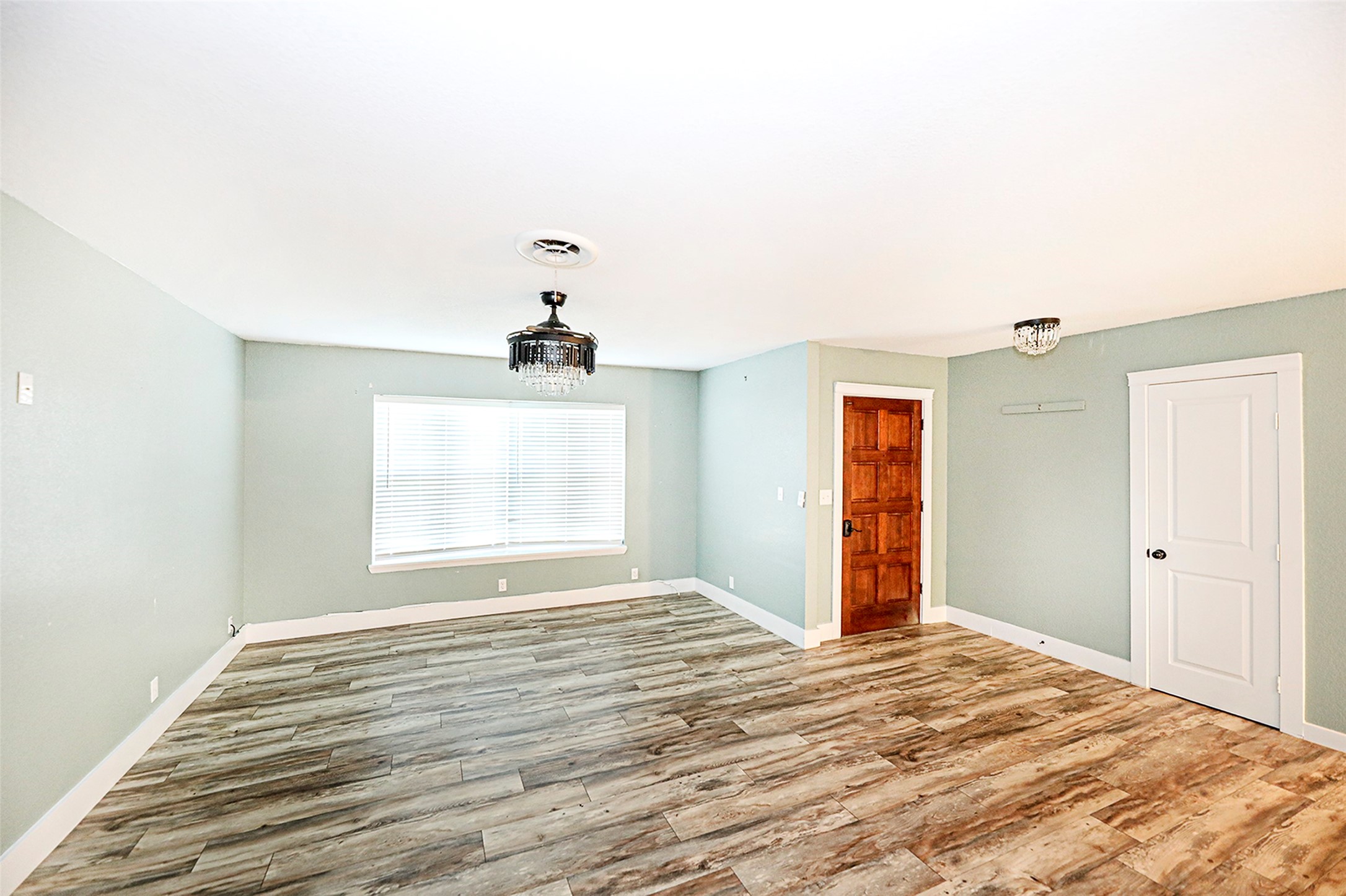1209 Pebble Street Bowie TX 76230