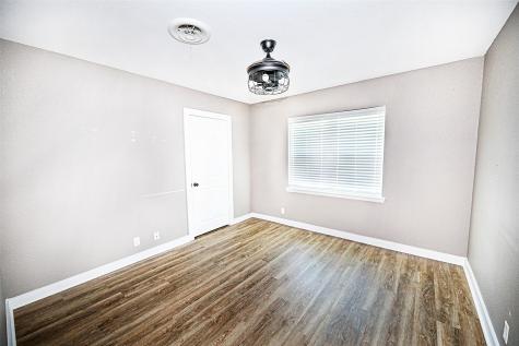 1209 Pebble Street Bowie TX 76230