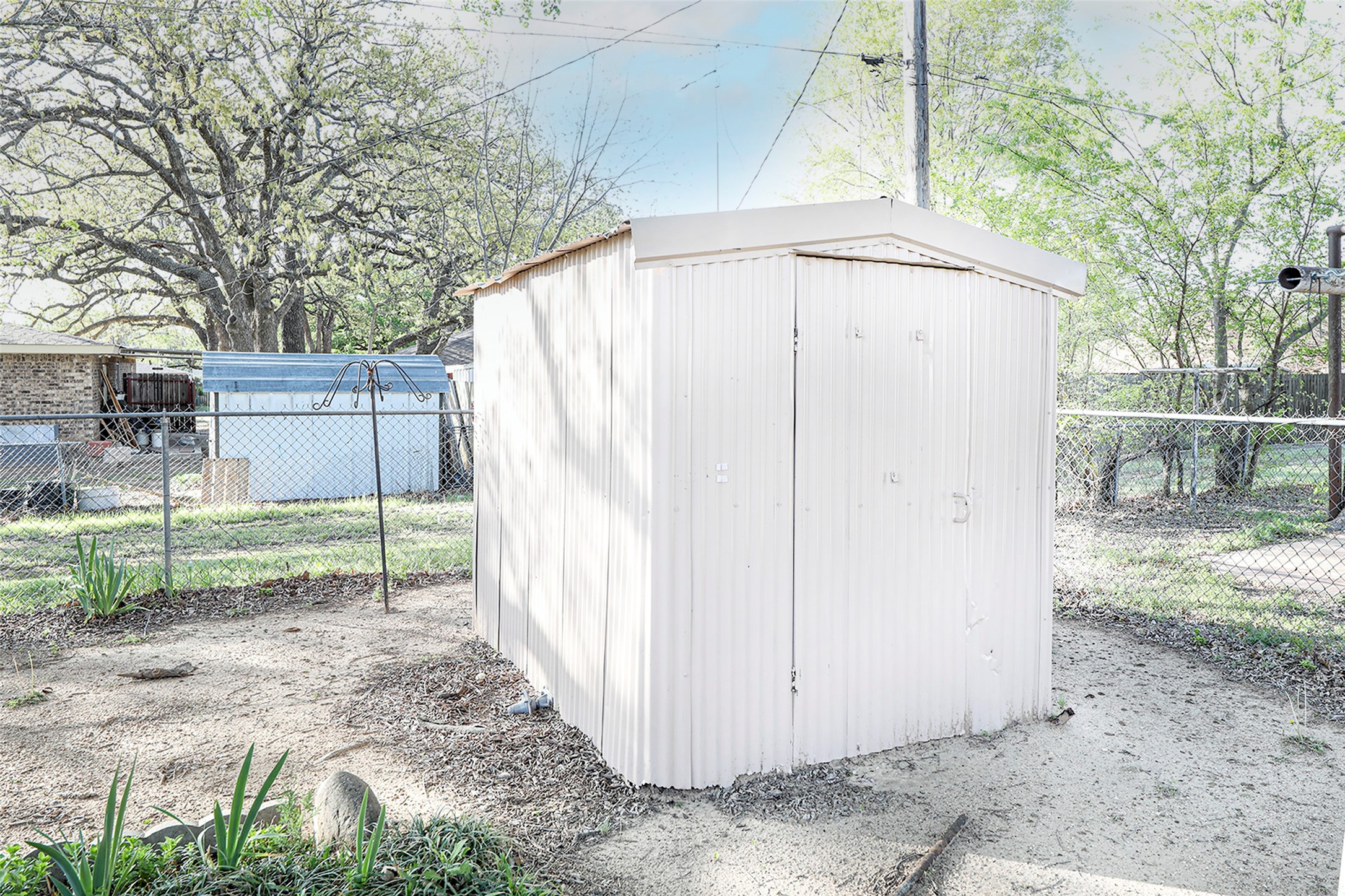 1209 Pebble Street Bowie TX 76230