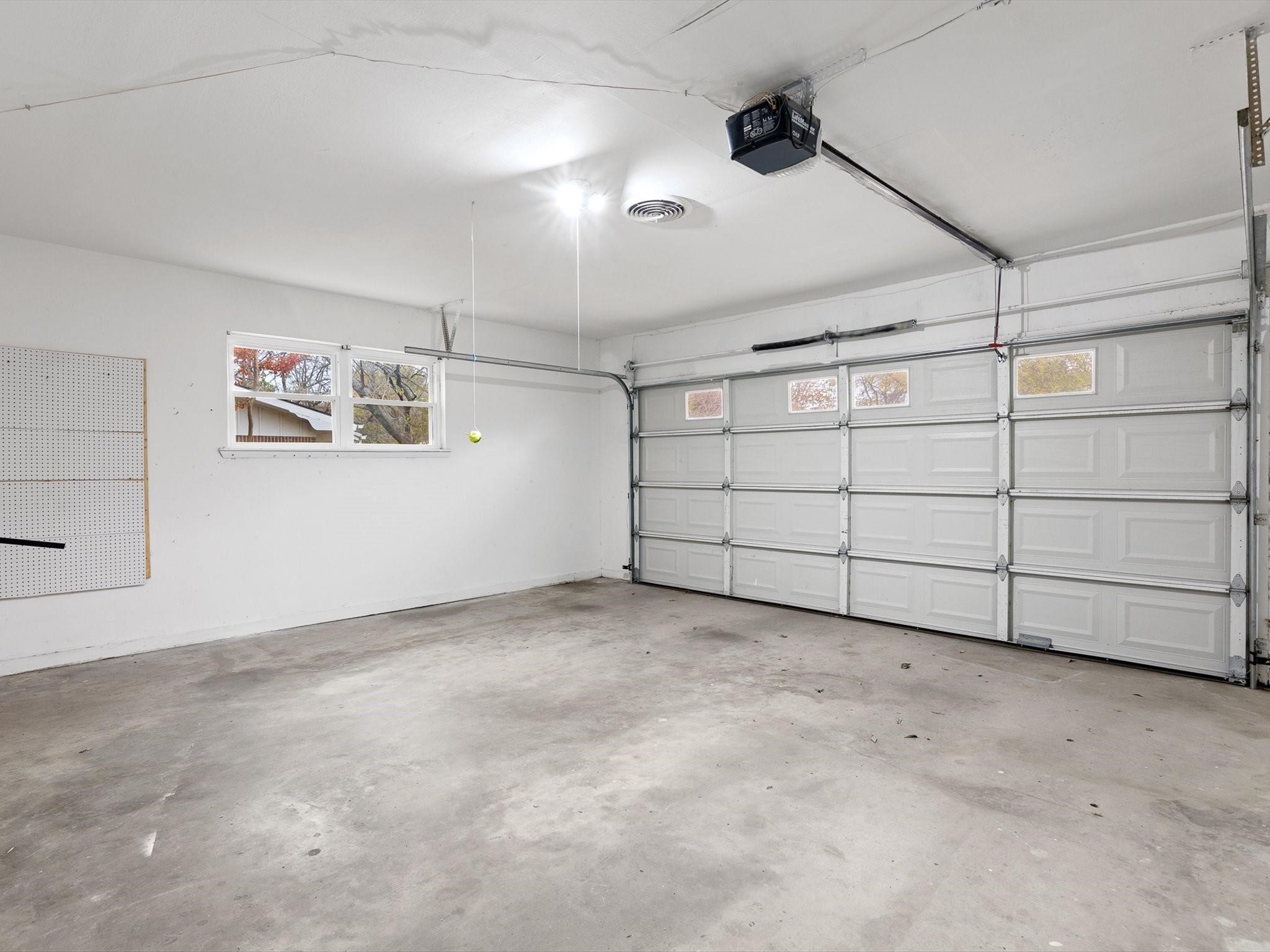 1209 Pebble Street Bowie TX 76230