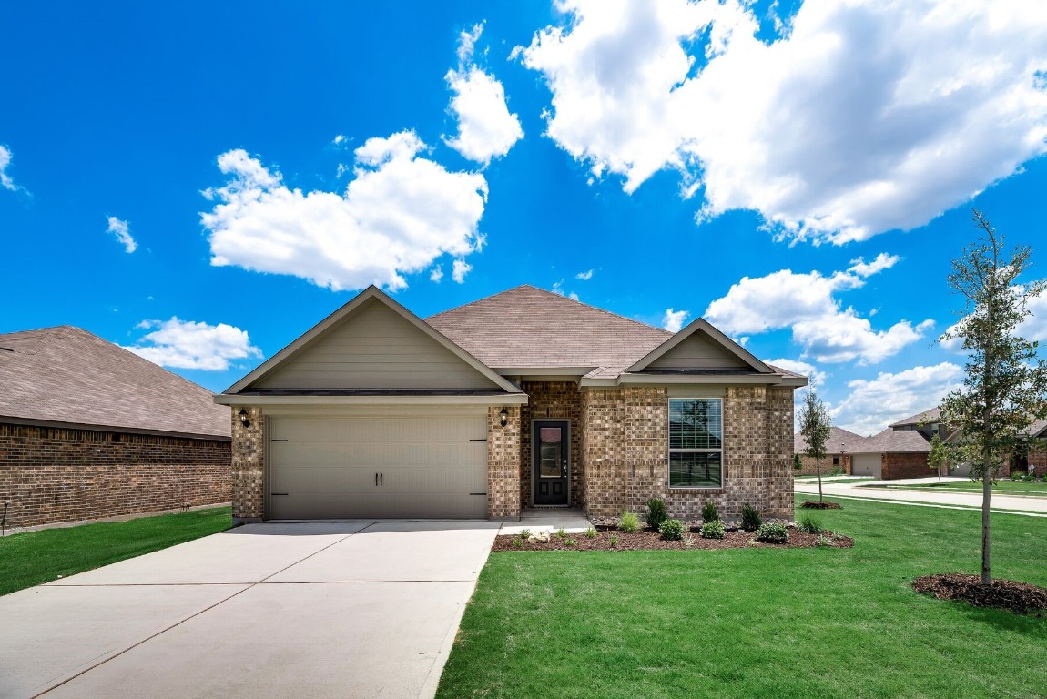 1033 Maidenhair Lane Crowley TX 76036