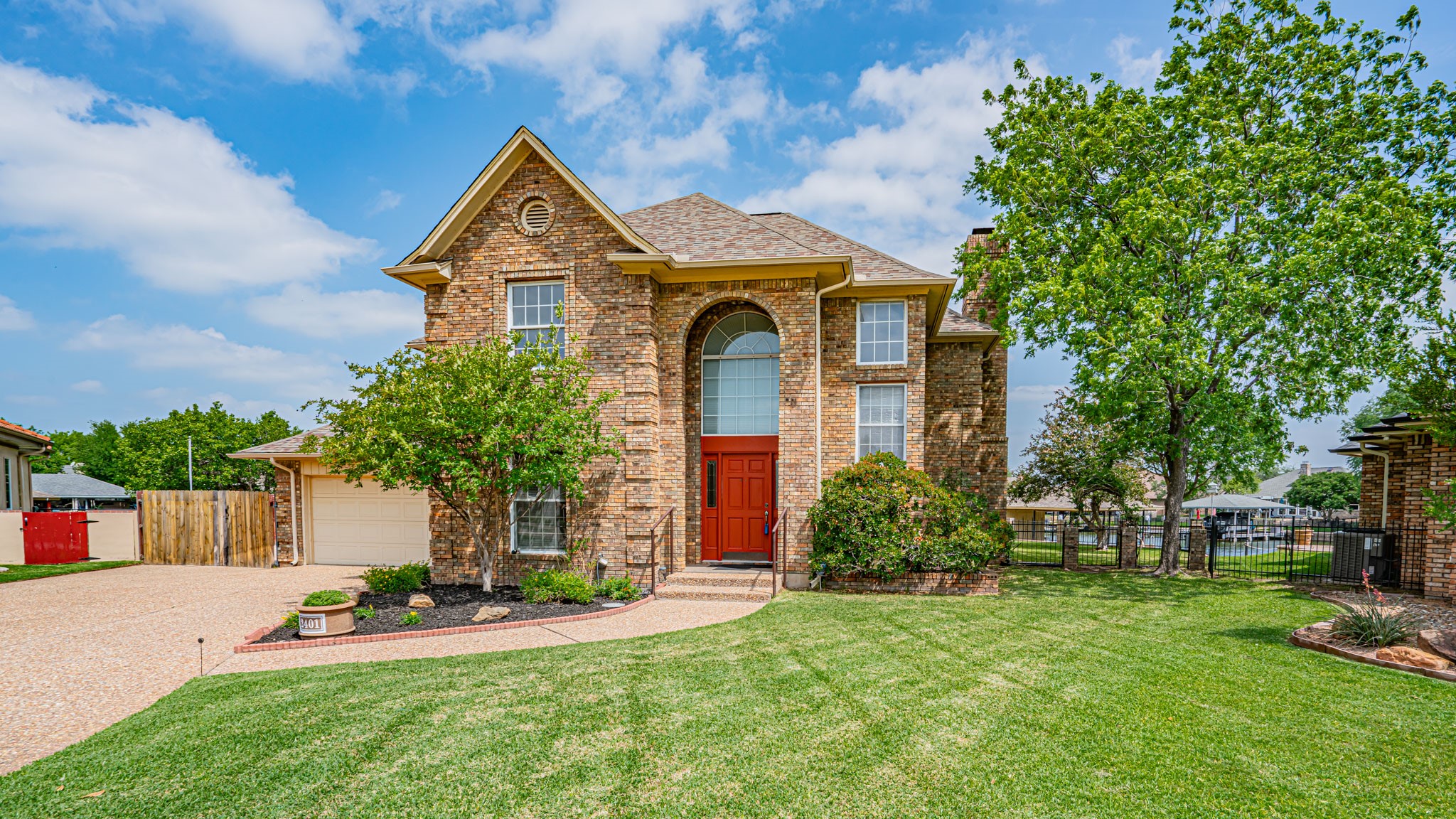 2401 Pebble Drive Granbury TX 76048