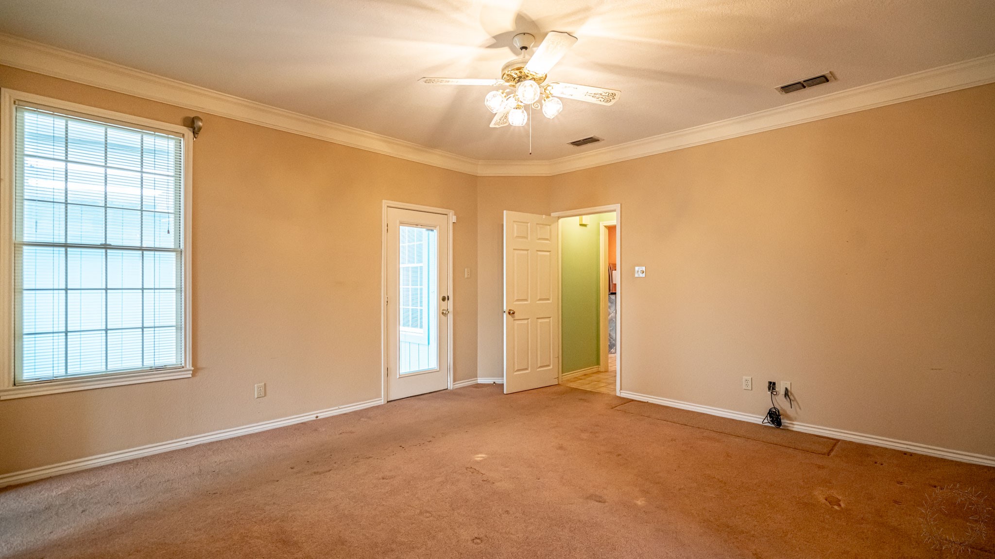 2401 Pebble Drive Granbury TX 76048