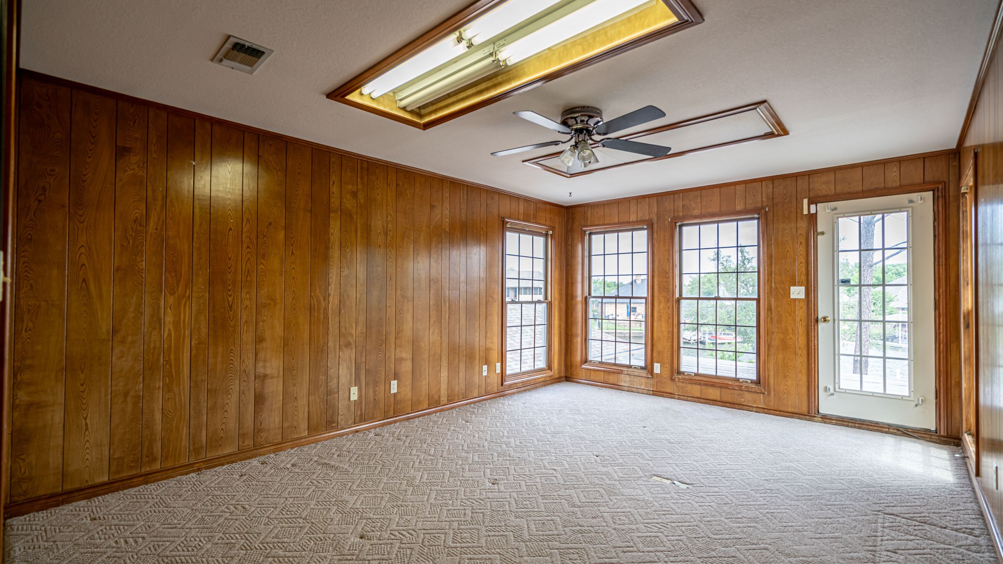 2401 Pebble Drive Granbury TX 76048