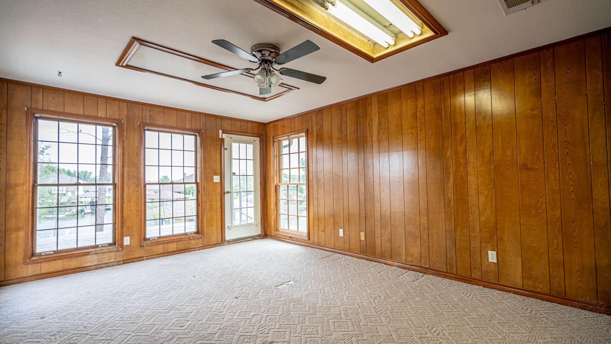 2401 Pebble Drive Granbury TX 76048