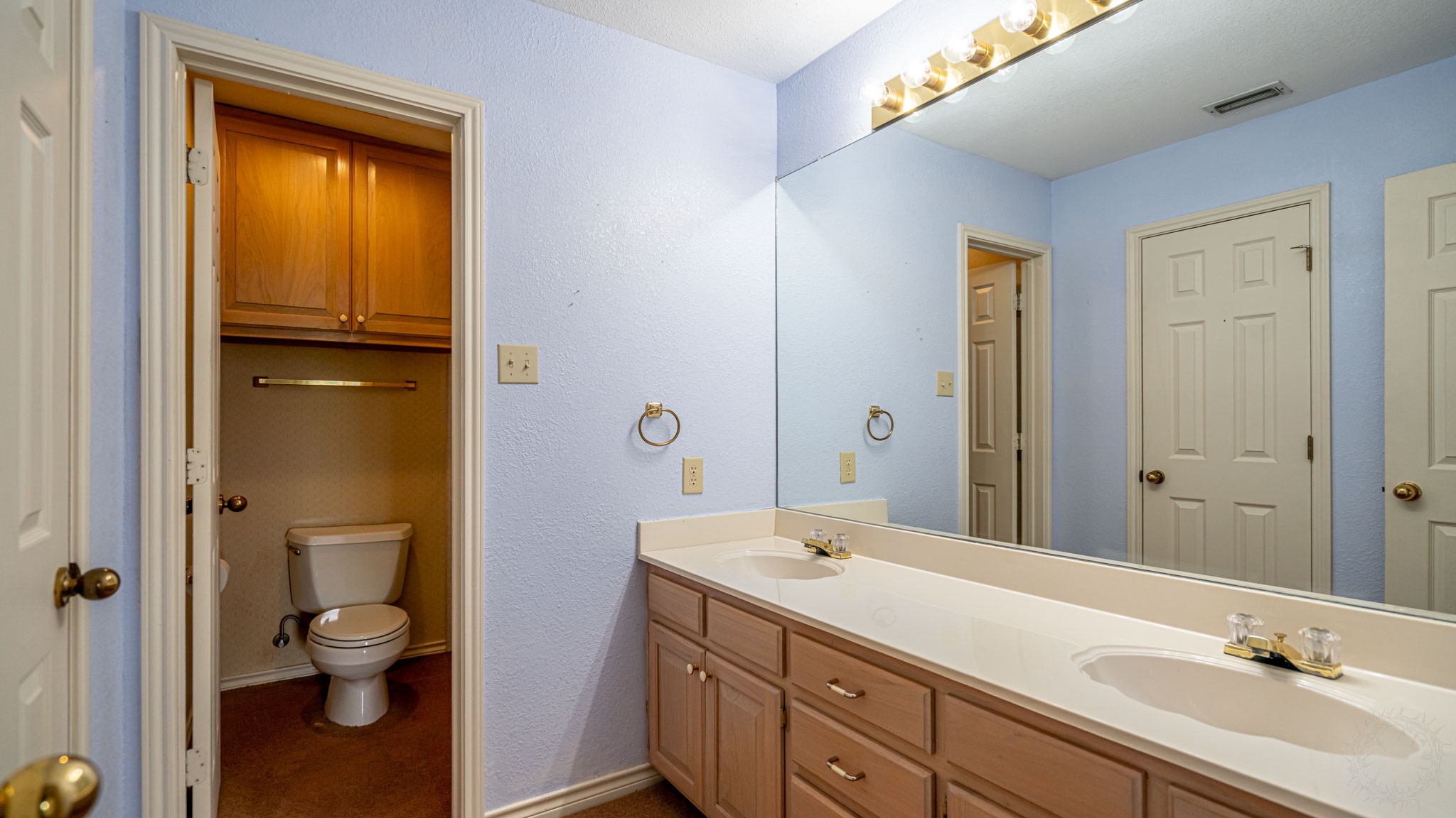 2401 Pebble Drive Granbury TX 76048