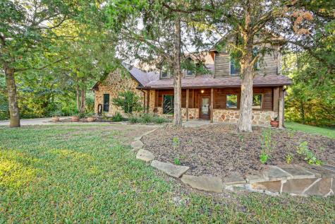 320 Oak Branch Circle Waxahachie TX 75167