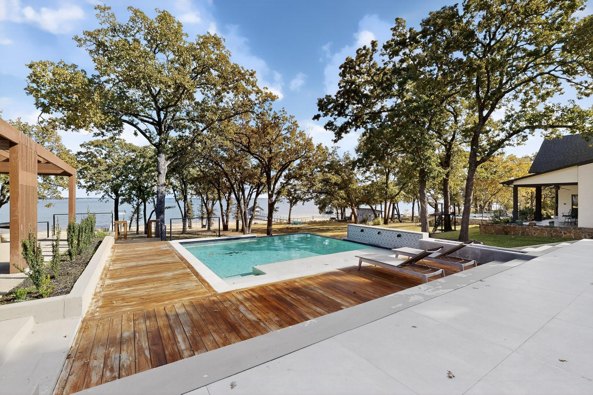 8839 Southern Shore Court Kemp TX 75143
