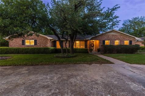 2331 Lake Air Drive Waco TX 76710